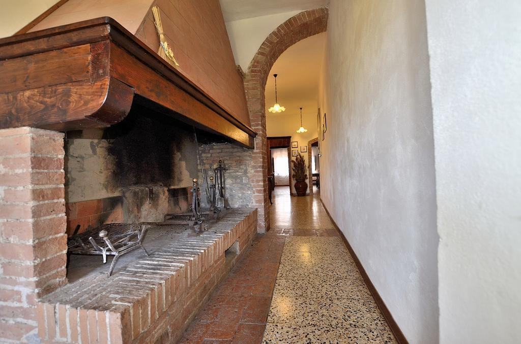Agriturismo Poggio ai Grilli Gambassi Terme Camera foto